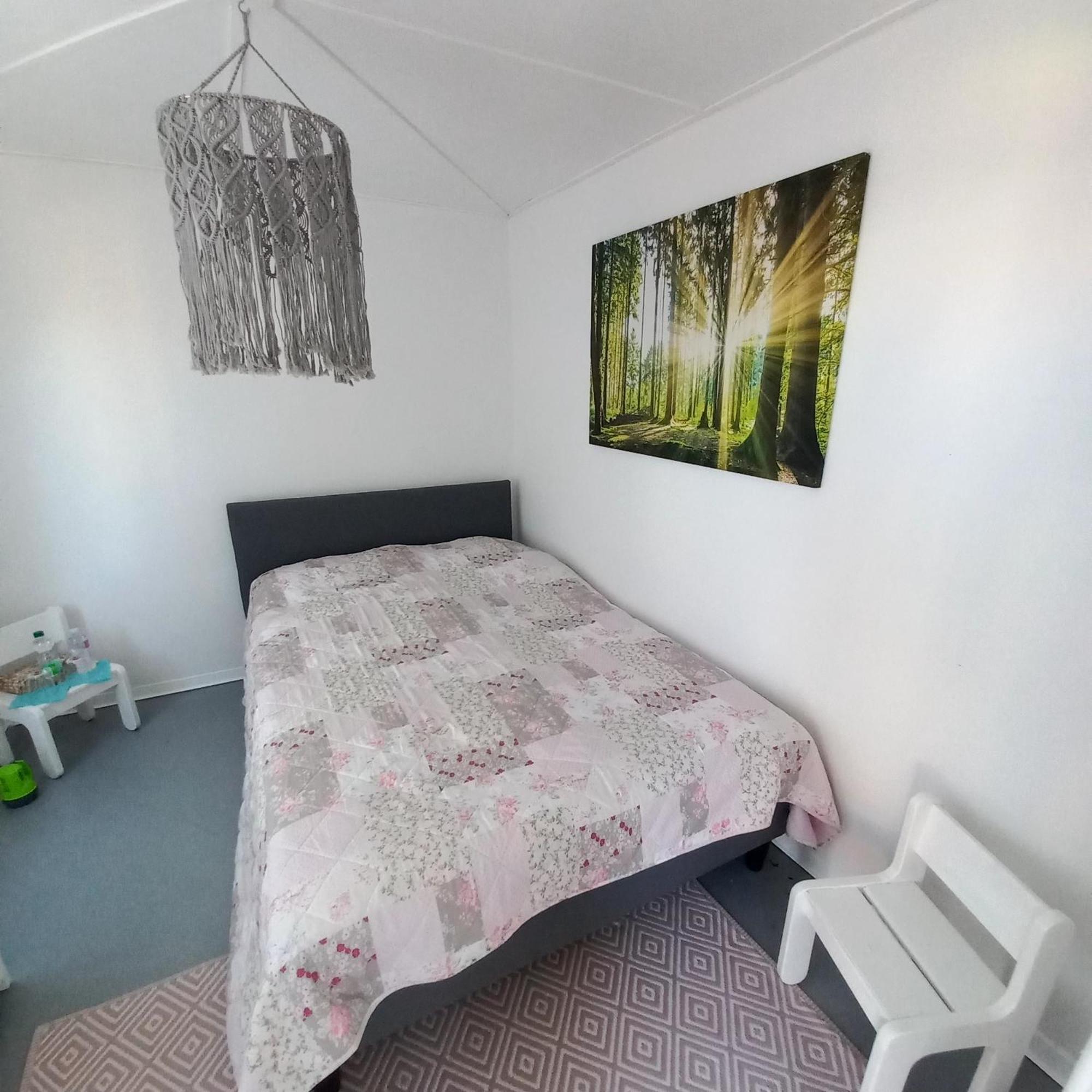 Ferienwohnung Wettin Zimmer foto