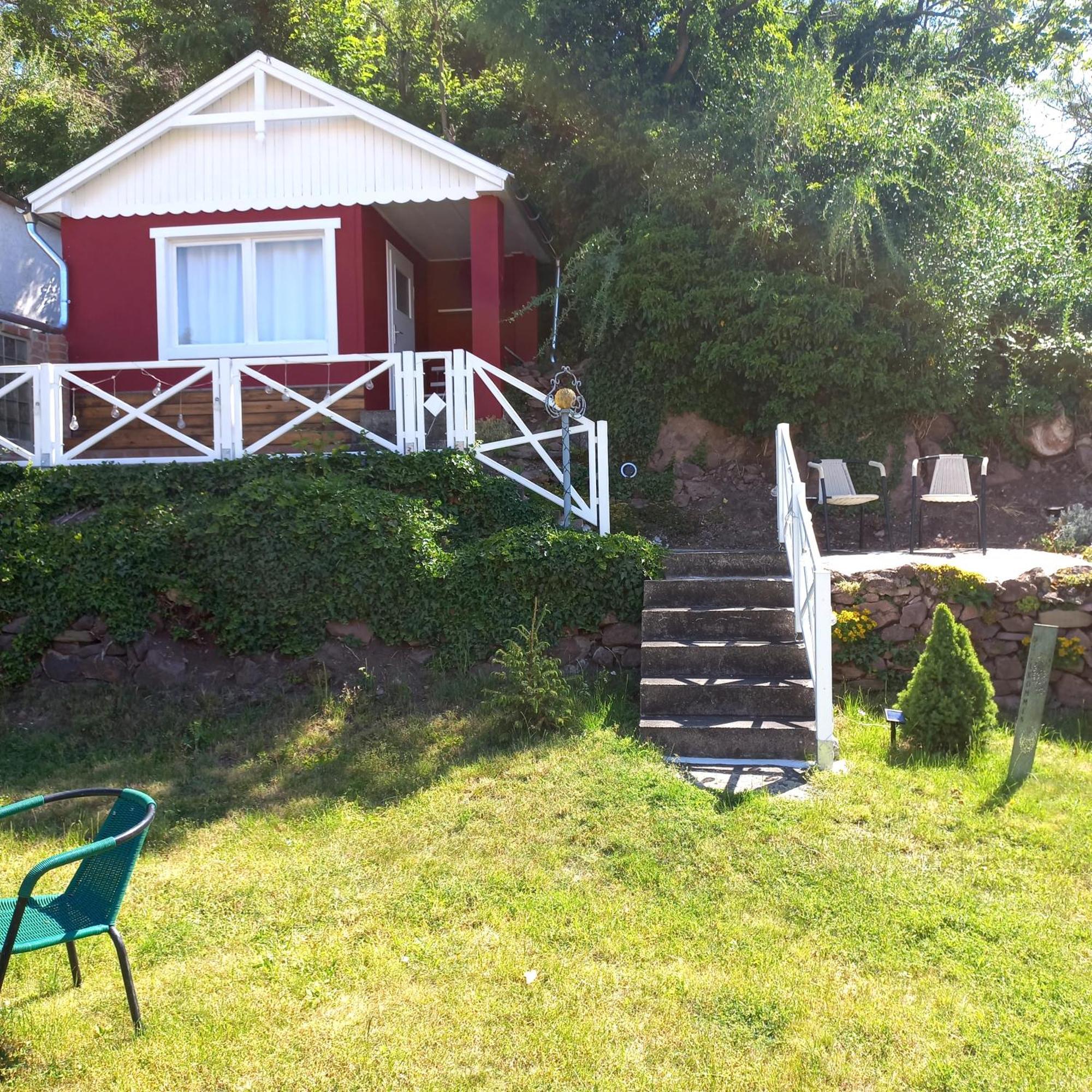 Ferienwohnung Wettin Zimmer foto